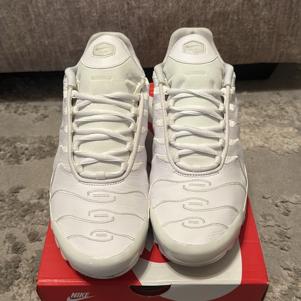 Nike Air Max Plus TN Triple White - Picture 3 of 8